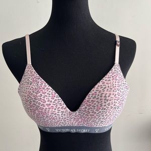 Victoria’s Secret Animal Print Bra - 32B